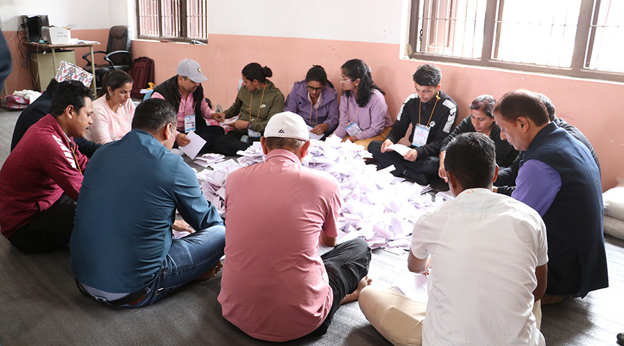 नवलपुरका दुवै क्षेत्रमा मतगणना सुरु